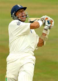 England�s Alec Stewart reacts as he hits out and is caught by South Africa�s Andrew Hall off Dewald Pretorius 