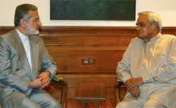 Prime Minister Atal Bihari Vajpayee meets Iranian Foreign Minister 