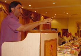 Union Steel Secretary V.K. Duggal addresses a meeting of the CICU