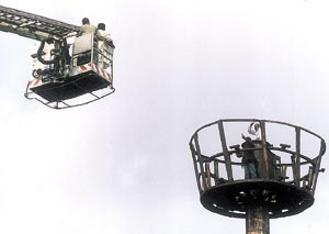 Delhi firepersons trying to rescue a casual MCD employee