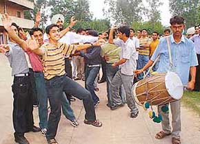 Supporters of PUSU break out into a dance