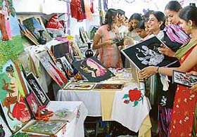 Students rejoice on the occasion of concluding ceremony of art and craft exhibition