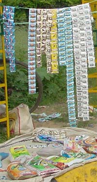 Gutkha pouches being sold outside Gate No. 2 of Punjab Agricultural University in Ludhiana