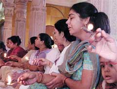 Relatives of the victims who were killed by militants in Akshardham Swaminarayan Temple last year at a mass prayer to commemorate the first anniversary of the massacre