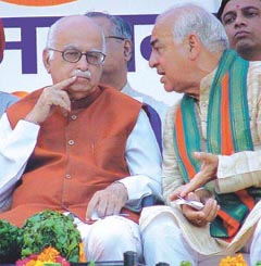 Deputy Prime Minister L.K. Advani and Madan Lal Khurana in the concluding moments
