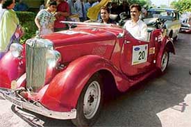 The CII Chandigarh Fair gets off with a vintage car rally