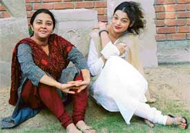 Vaishali Trivedi and Rukmini Chatterjee are the two Indian dancers in Anokha, the international dance project