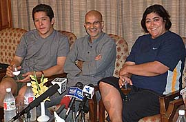 Paul Mayeda Berges, Deepak Nayyar and Gurinder Chadda at a press conference in Amritsar on Friday