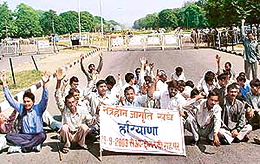Activists of the Netraheen Jagriti Sangh, Haryana, shout slogans against the Haryana Government in support of their demands at Matka Chowk in Chandigarh on Monday.