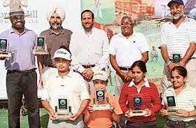 Winners in different categories with cricket Dronacharya D.P. Azad and Col B.S. Sandhu