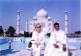 Senegal President Abdoulaye Wade and his wife Mrs Viviane sit on the 'lovers bench' at Taj Mahal 