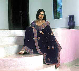 A model in Dimple silk.