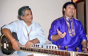 Padma Bhushan Pandit Debu Chaudhuri, who performed on the concluding day of Baba Jassa Singh Sharad Utsav at Kapurthala