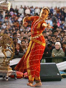 Brindha Sachdev from London performs at a pre-Divali function in London's Trafalgar Square 