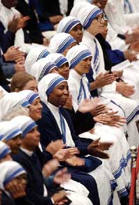 Nuns of the Missionaries of Charity at a thanking mass in St Peter's Square in the Vatican on Monday prior to a special audience with Pope John Paul II