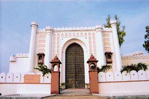 The entrance to the Ramgarh heritage hotel
