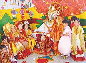 Tiny tots of Blue Bird High School, Panchkula, depict a scene from the Ramayana during an exhibition