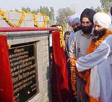 Mr Balwinder Singh Minhas, Secretary, Ministry of Industries, Government of India, inaugurates a 7-km-long stretch of road constructed by Manko village-based Baba Malkit Singh with the help of some NRIs, residents of 10 villages, and their panchayats.