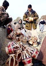 As winter draws closer in the Kashmir valley, kangri sellers are doing a brisk business