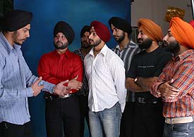 Mr Gurmeet Singh Gill gives tips to aspiring models in Ludhiana