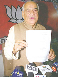 Delhi Pradesh BJP president Madan Lal Khurana releasing the second list for the Assembly elections in the Capital on Sunday.