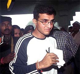 Indian skipper Sourav Ganguly at Kolkata airport before leaving for Bangalore 