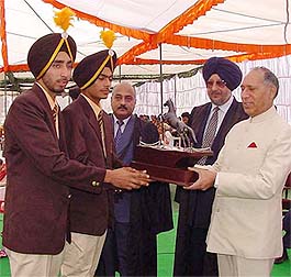 Riders of Punjab Public School, Nabha, receives an award from the Punjab Governor