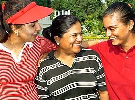 Happy Birthday, say Irina Brar and Parnita Garewal to Vandana Aggarwal of Kolkata