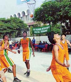 Cagers of hosts St Xavier�s Senior Secondary School, Sector 44, and New Public School, Sector 18, involved in a keen tussle