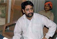 Mohinder Kumar, said to be the brain behind the �desi kabootari� gang