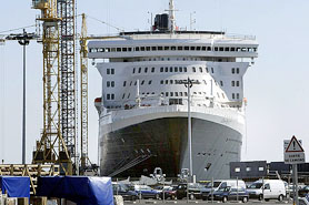 The world's largest, longest and tallest transatlantic liner, 'Queen Mary II'