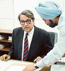 Mr Lalit Sharma formally takes over from Mr R.S. Gujral 