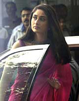 Bollywood actress Kareena Kapoor during the shooting of her forthcoming film Bewafa in New Delhi