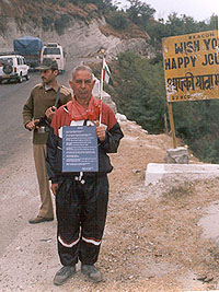Mr M.R. Bhardwaj on a trek from Kashmir to Kanyakumari to spread the message of peace tranquility with an escort in Jammu and Kashmir