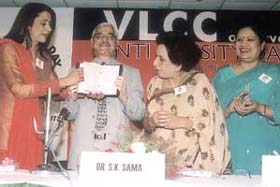 Chairperson of VLCC Vandana Luthra, Chairperson of Sir Ganga Ram Hospital Dr S. K. Sama and DPS R K Puram Principal Shyama Chona at a seminar on the occasion of Anti-Obesity Day