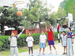 Basketball team members of IS Dev Samaj Girls Senior Secondary School