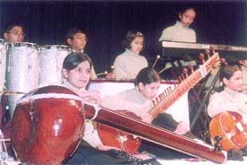 Students of Sagar School presenting a concert 
