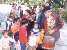 Jatin Das with children at a workshop for co-workers of SOS village.