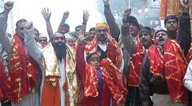 A jatha of Hindu pilgrims from Chhattisgarh bound for Pakistan at the Wagah joint checkpost