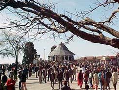 Heavy tourist crowd in the famous Ridge Maidan