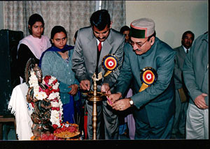 Mr Kaul Singh, Irrigation and Public Health Minister, lights the candle at the closing function of three- day TechFest-2003