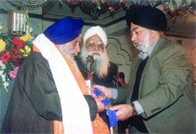 A Special Kirtan Samagam was organised at Sri Guru Singh Sabha, Punjabi Bagh, in the Capital.