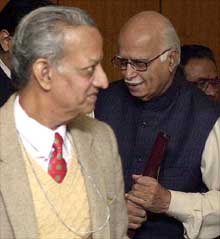 Deputy Prime Minister L.K. Advani and Union Home Secretary N. Gopalaswami at the first foundation day of the Directorate of Forensic Science