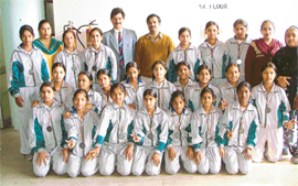 Medal winners  at the 49th National School Games.