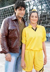 Atin Bhalla and Kulraj Randhawa, lead pair of the film, "Shrimaan Chanakya", pose during the shooting schedule which began at the Panjab University sports ground