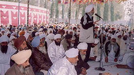 A representative of Baba Harnek Singh addresses a gathering at Nanaksar Ashram Thath at Dhapei village 
