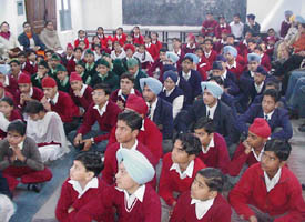 Schoolchildren attend a seminar organised by the Bharat Jan Gyan Vigyan Jatha at Ramgarhia Senior Secondary School for Boys