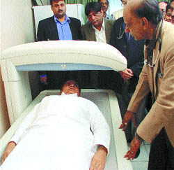 Delhi Minister of Health Yoganand Shastri undergoing a check-up at an Osteoporosis camp organised by the Heart Care Foundation of India