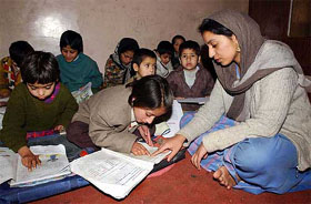 Srinagar social worker Zamruda imparts education to orphans at Rahat Ghar