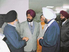 Mr M.S. Jaggi, Assistant Commissioner inspects the Purvi Paediatric ICU at Guru Teg Bahadur Hospital